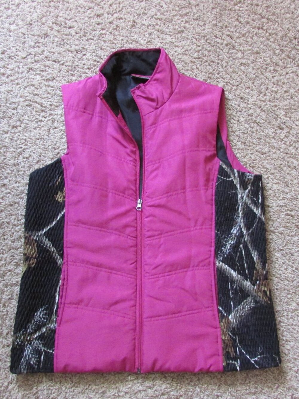 Northcrest Large Hot Pink Camo Sides Full Zip Puffer Vest Soft